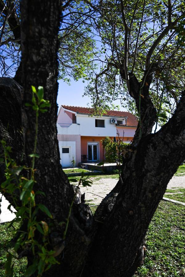 Holiday Home Donji Lepuri Lisicici Esterno foto
