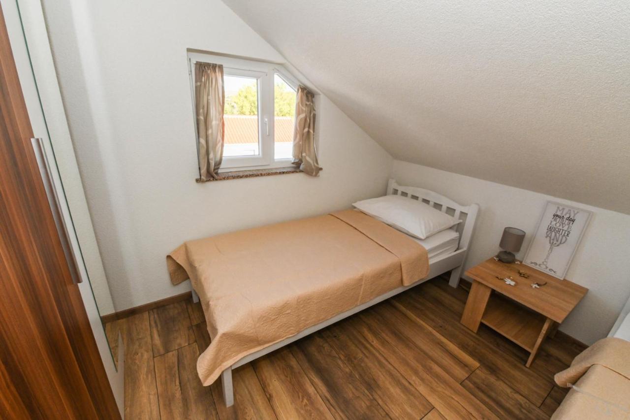 Holiday Home Donji Lepuri Lisicici Esterno foto