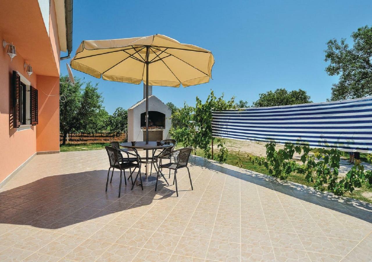Holiday Home Donji Lepuri Lisicici Esterno foto